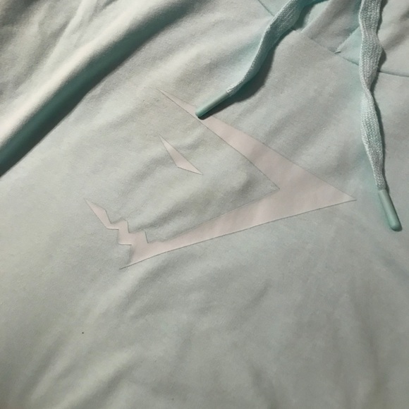 Gymshark Crop Hoodie - Picture 3 of 4
